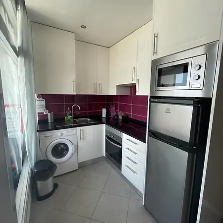 Apartment Em *